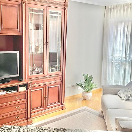 Appartamento Casa Lur Wifi Y Parking Privado Incluido Gijón Esterno foto